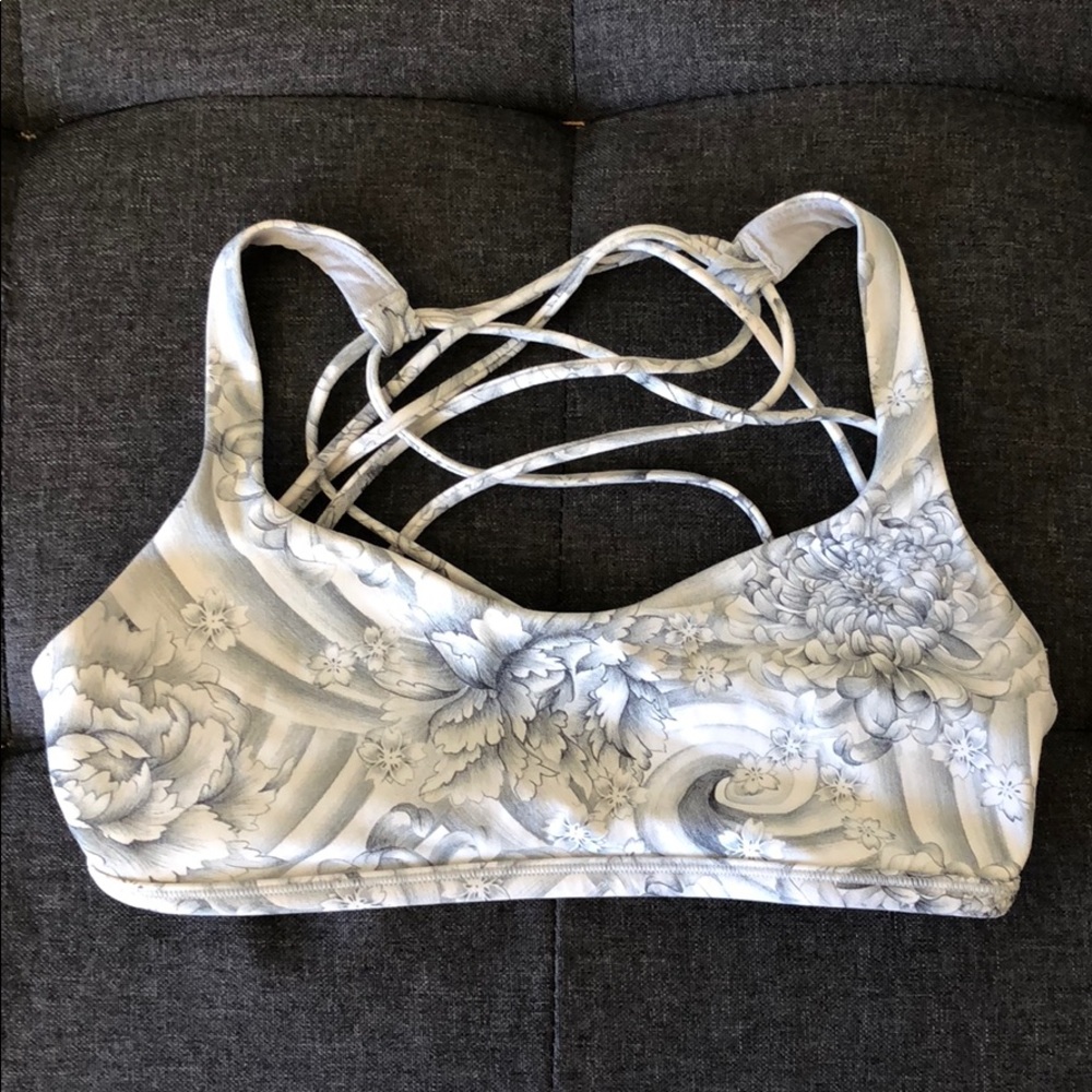 Lululemon Sports Bra